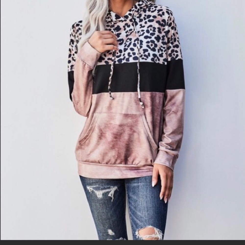 NEW LEOPARD PRINT SWEATSHIRT, CHIC & Quality - Picture 4 of 4